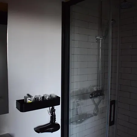 ゲストハウス Casa Solance サリア